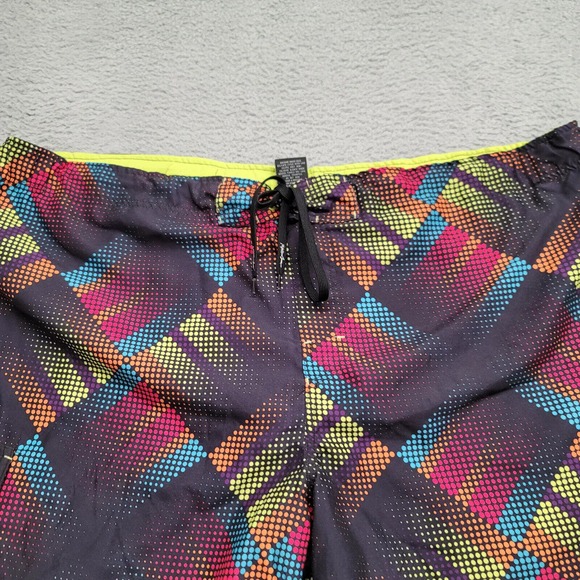 Maui and Sons Shorts Mens 2XL Geometric All Over Print Lined Casual Swim Beach - Picture 2 of 13